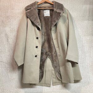 Vintage Mens London Fog Tan Trench Coat Faux Fur Collar Size 42 Reg